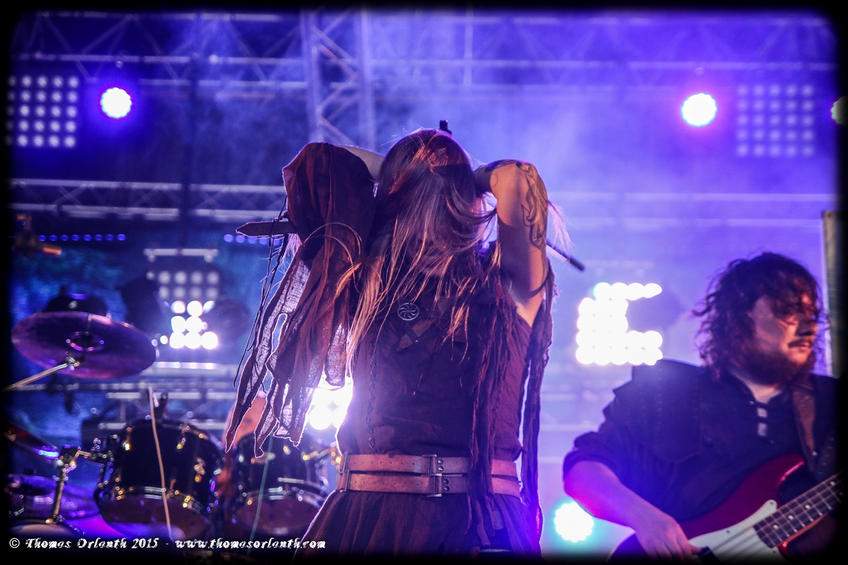 You are currently viewing Arkona au Hellfest 2015 (vendredi)