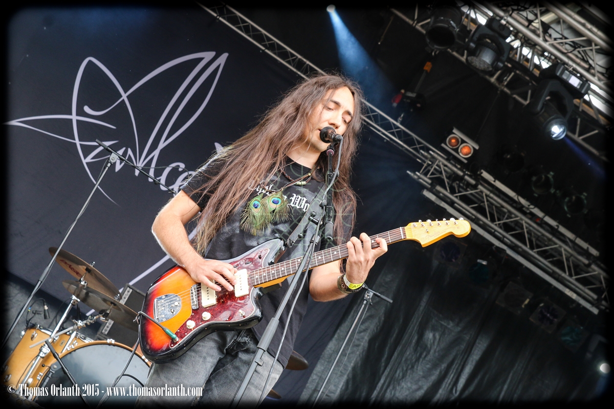 You are currently viewing Alcest au Motocultor 2015 (dimanche)