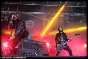 Read more about the article Regarde les hommes tomber au Hellfest 2017 (dimanche)